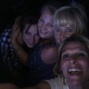 Meet your Posher, Christy